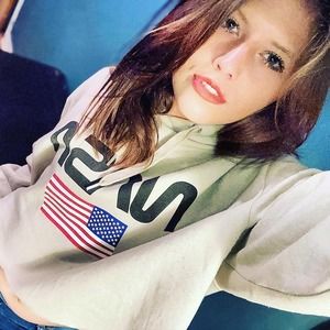 Meet your Posher, Celia